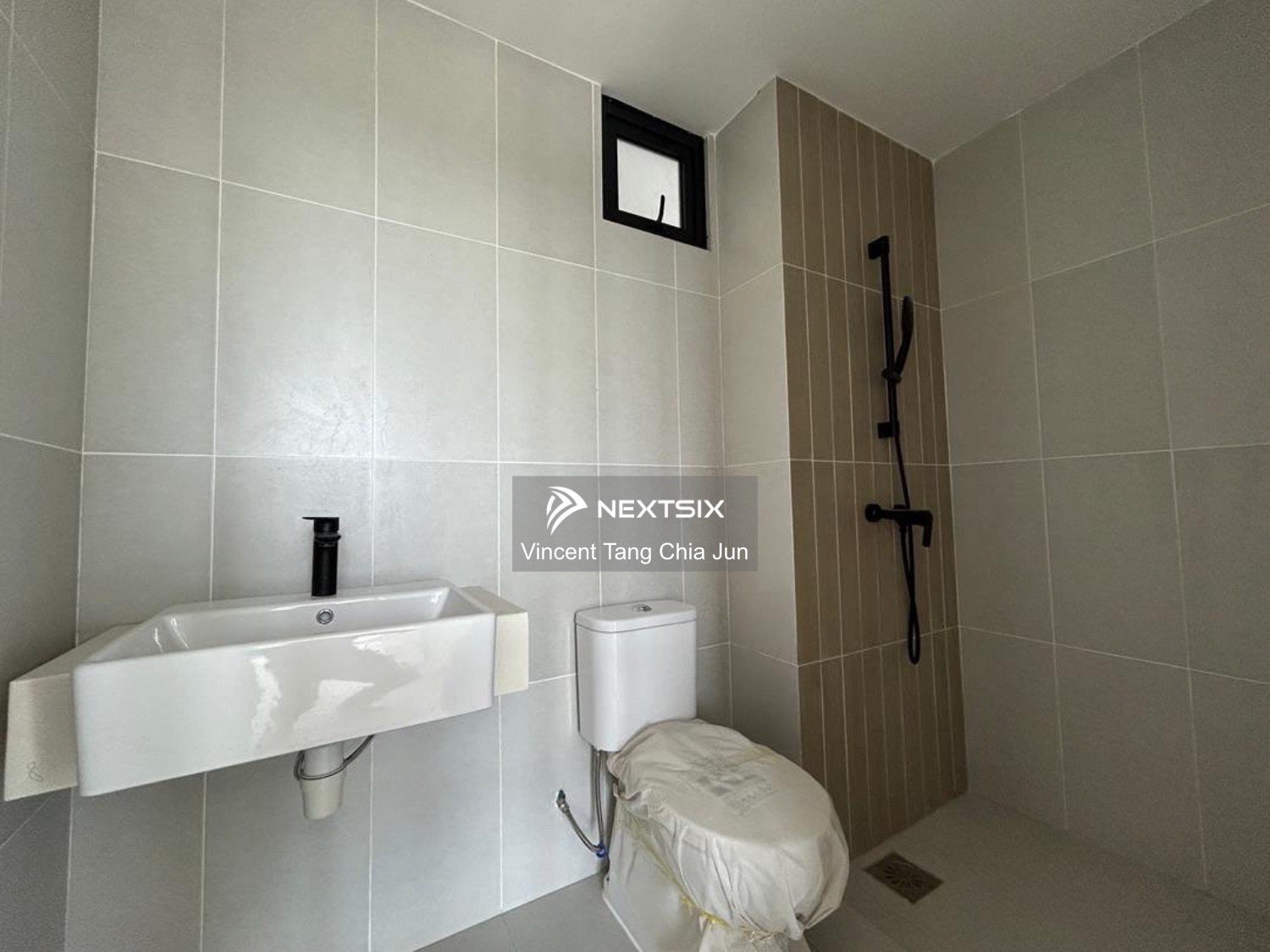 Condominium For Sale in Kuching Sarawak - Image 5