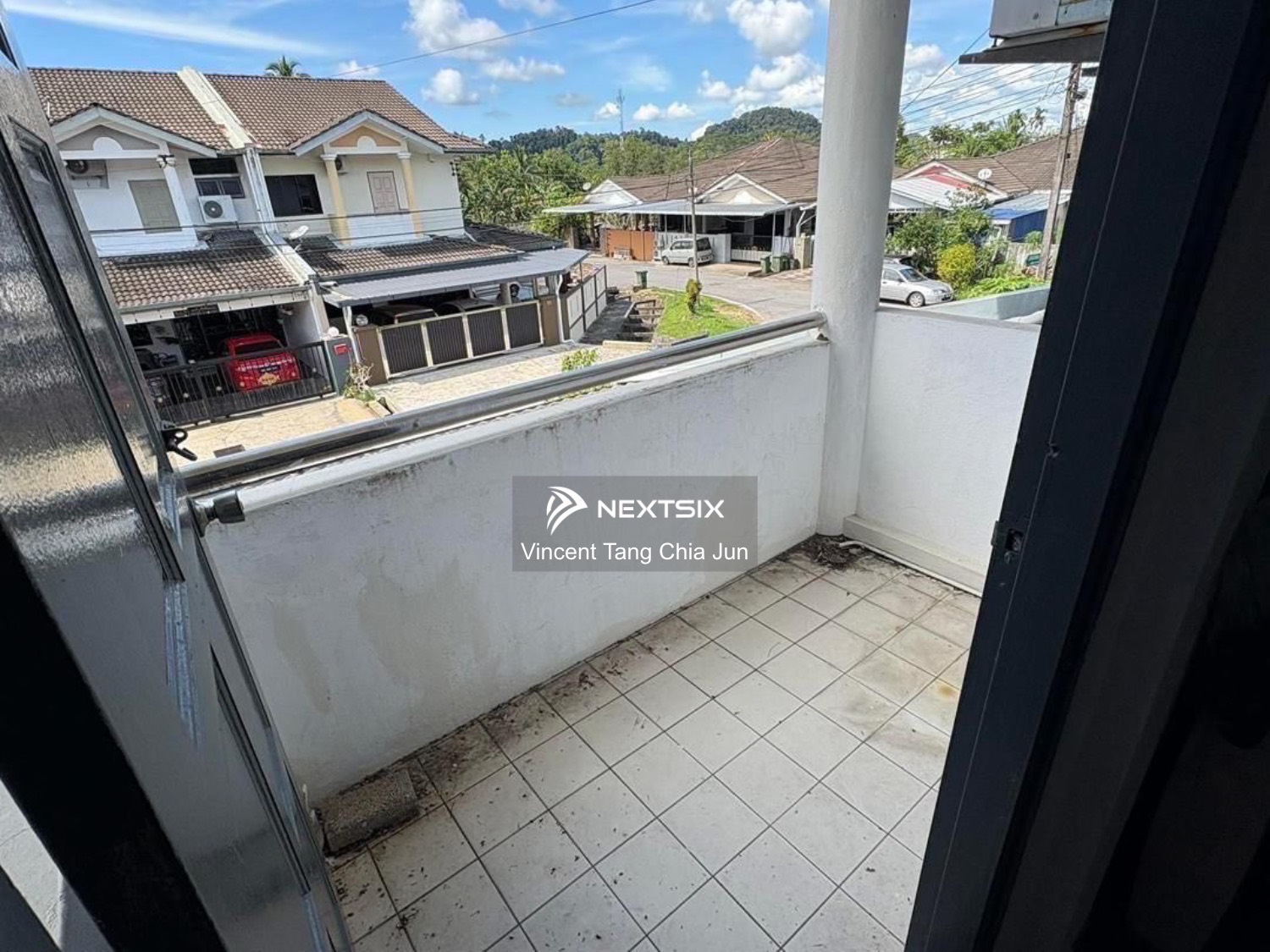 2-sty Terrace/Link House For Sale in Kuching Sarawak - Image 6