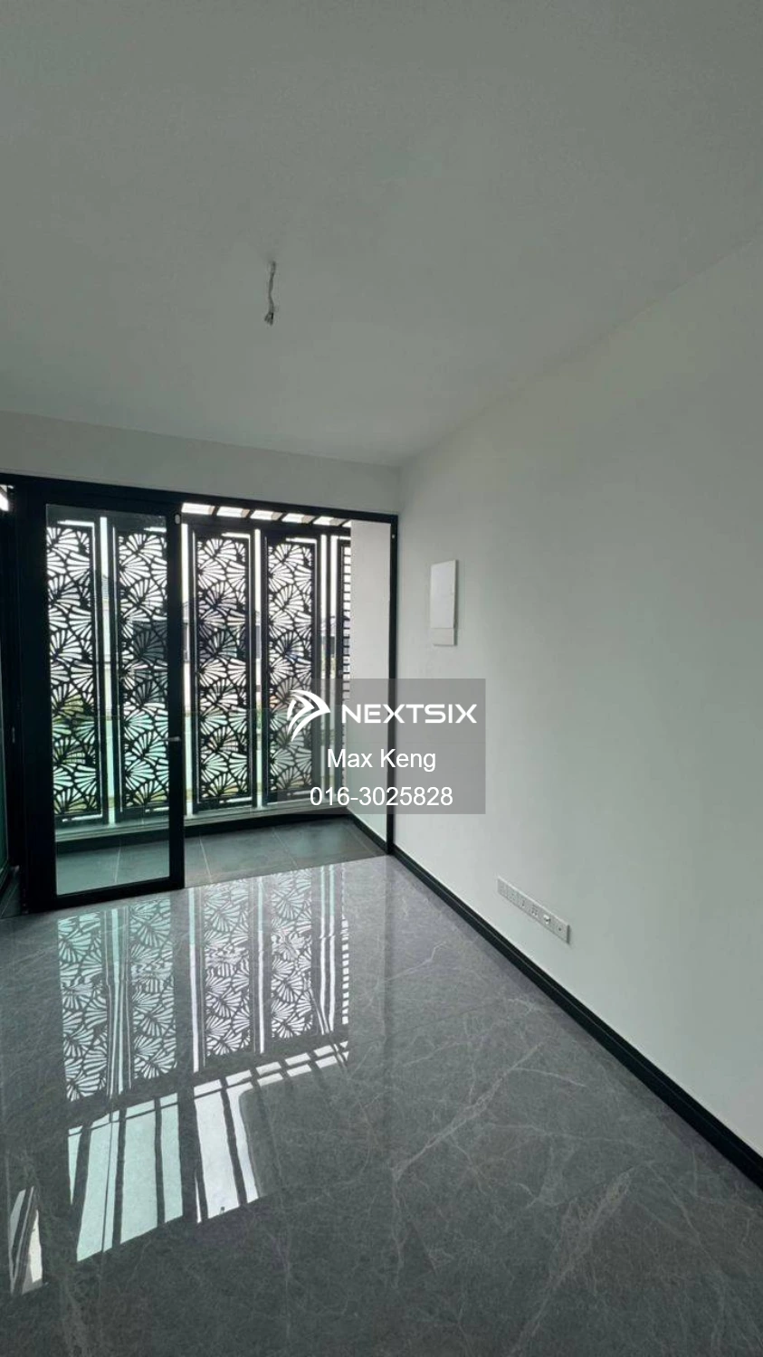 Semi-detached House For Sale in Setia Tropika Johor - Image 5