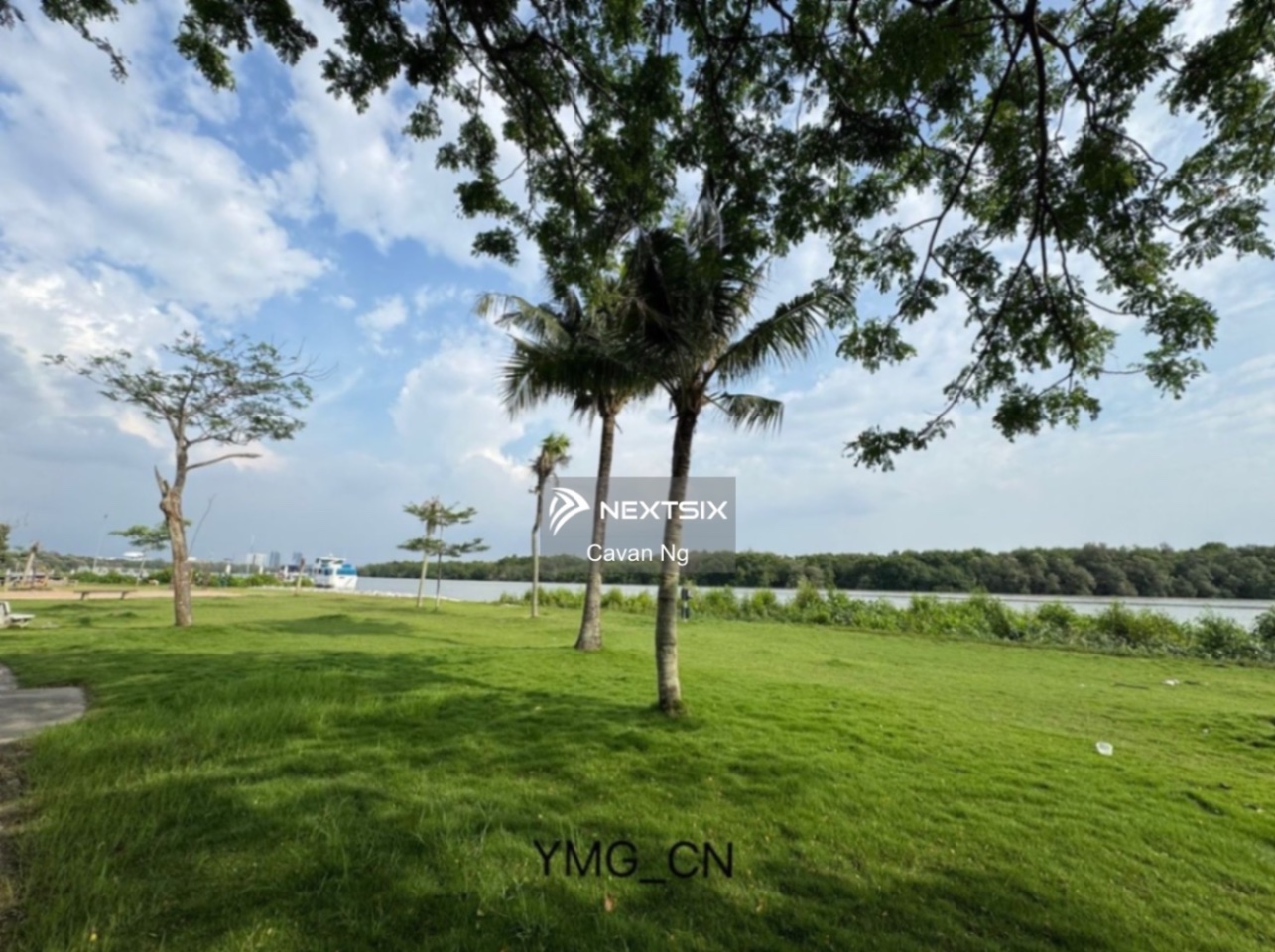 Semi-detached House For Sale in Klang Selangor - Image 2