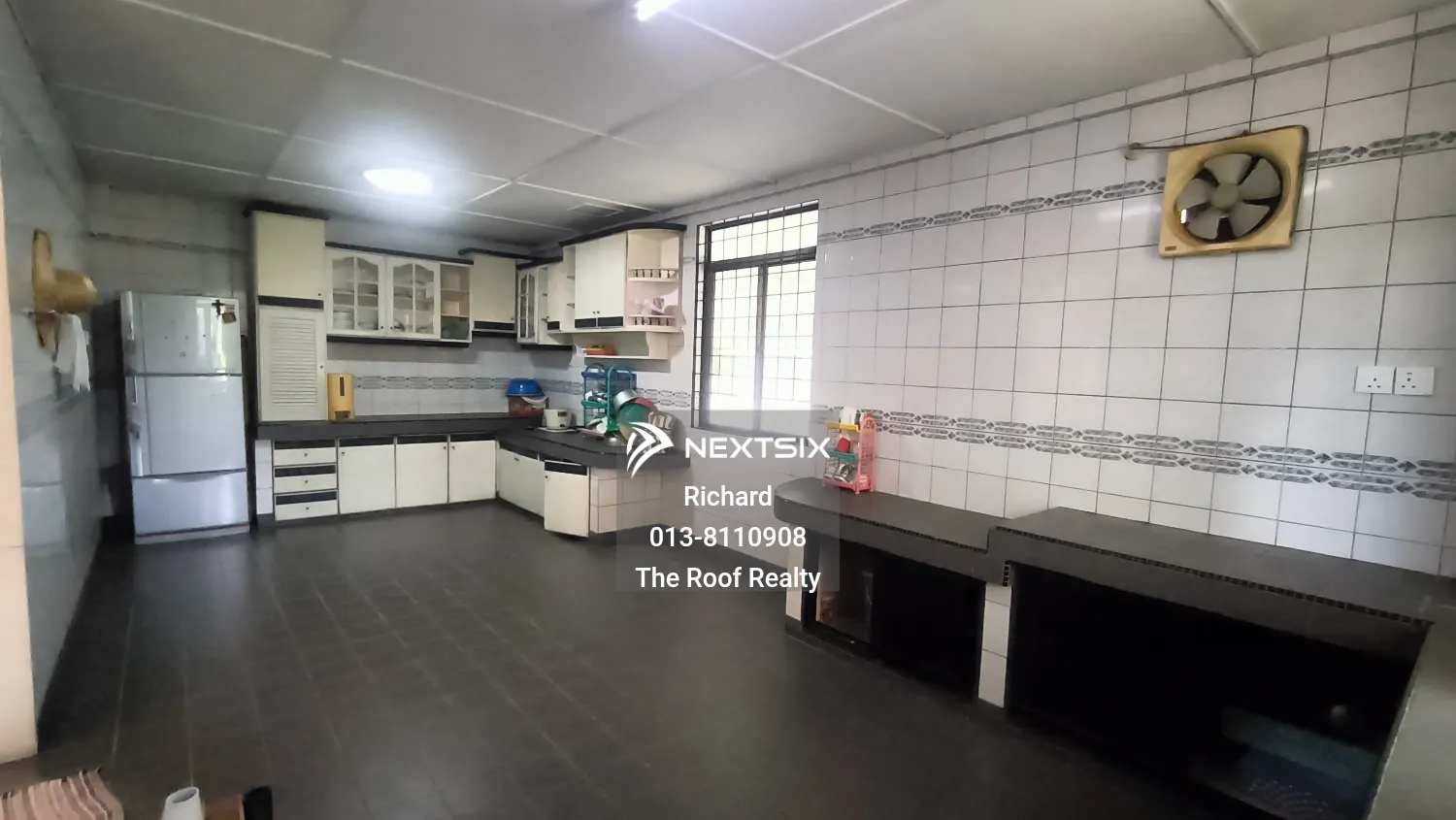 Bungalow For Sale in Kuching Sarawak - Image 8