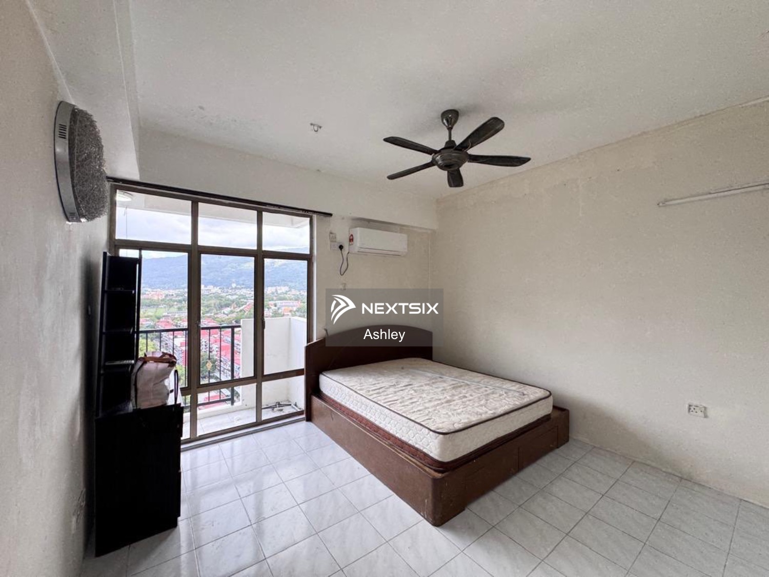 Apartment For Sale in Georgetown Penang - Image 5