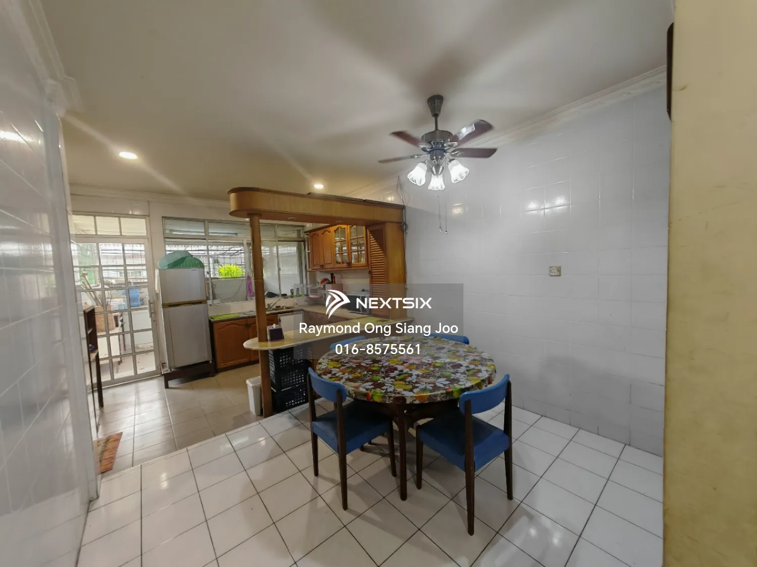 Semi-detached House For Sale in Kuching Sarawak - Image 4