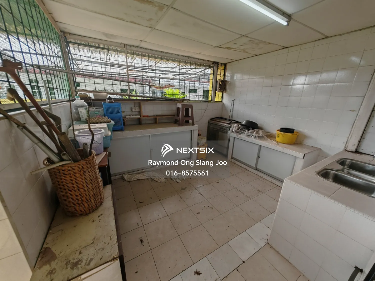 Semi-detached House For Sale in Kuching Sarawak - Image 5