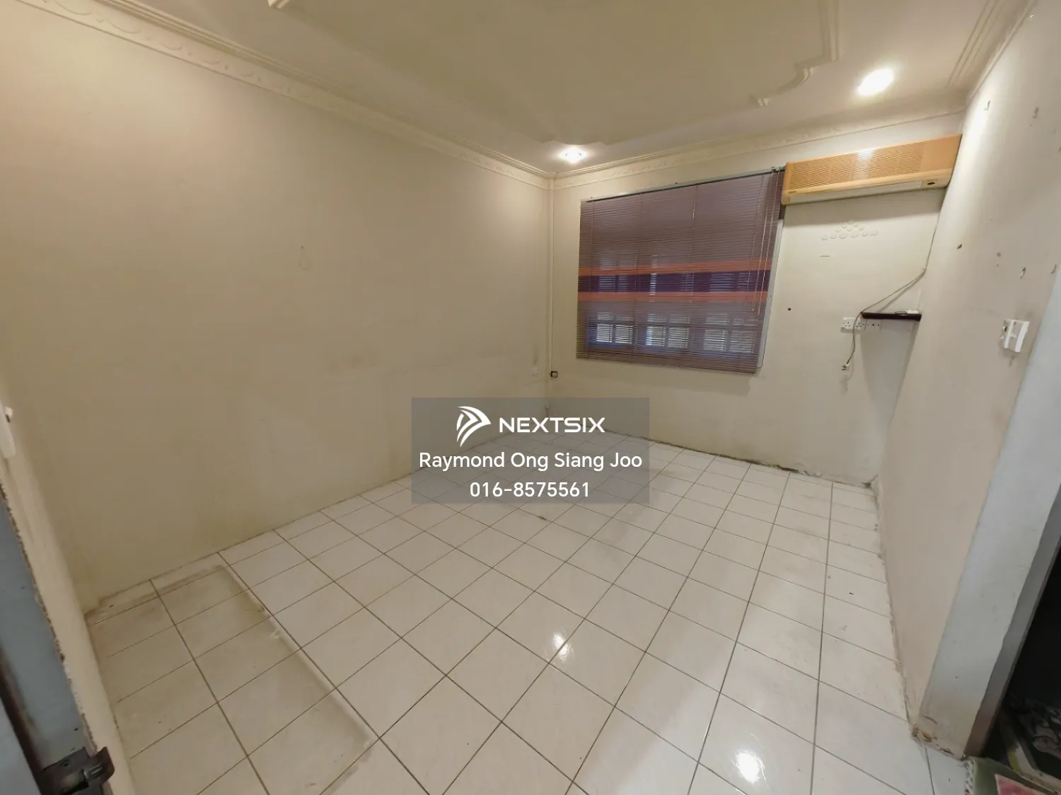 Semi-detached House For Sale in Kuching Sarawak - Image 9