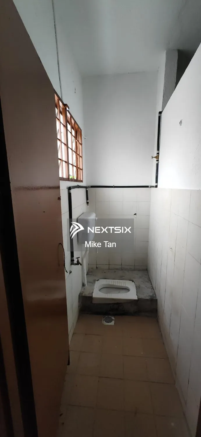 Shop For Rent in Nilai Negeri Sembilan - Image 9