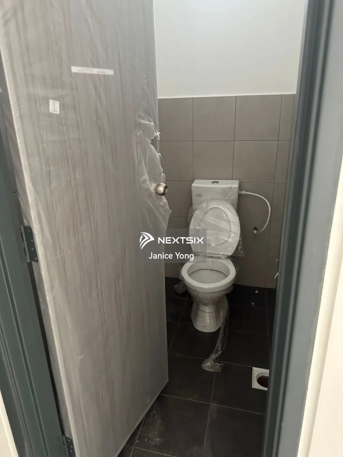 Shop For Rent in Kulai Johor - Image 4