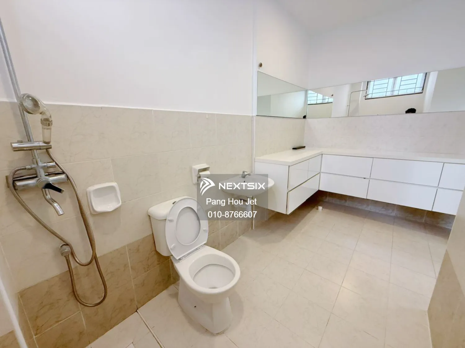 2-sty Terrace/Link House For Sale in Setia Indah Johor - Image 7