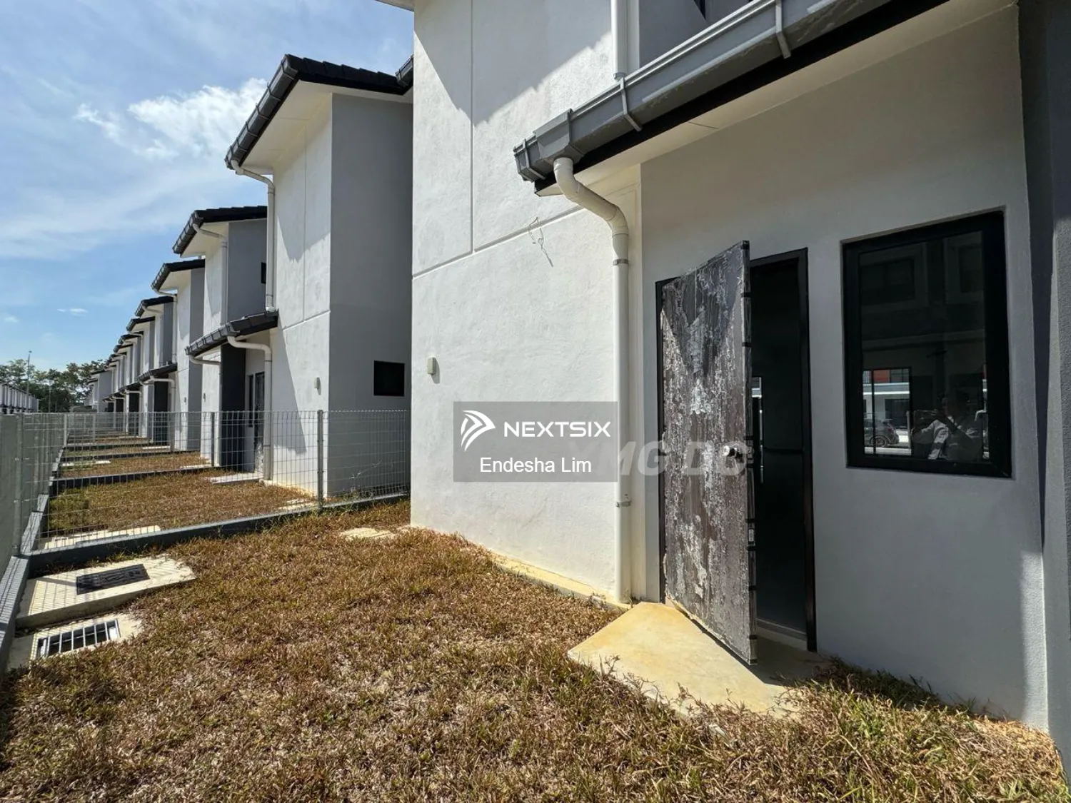 2-sty Terrace/Link House For Sale in Bandar Bukit Raja Selangor - Image 4