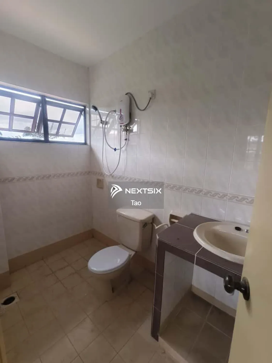 Bungalow For Rent in Kulai Johor - Image 4