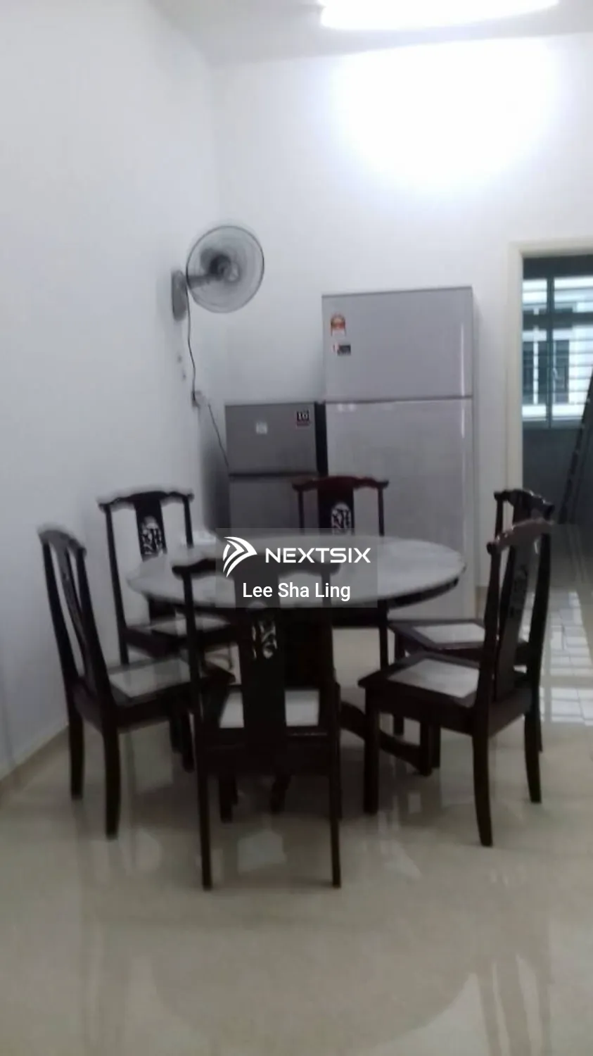 3-sty Superlink House For Sale in Kajang Selangor - Image 6