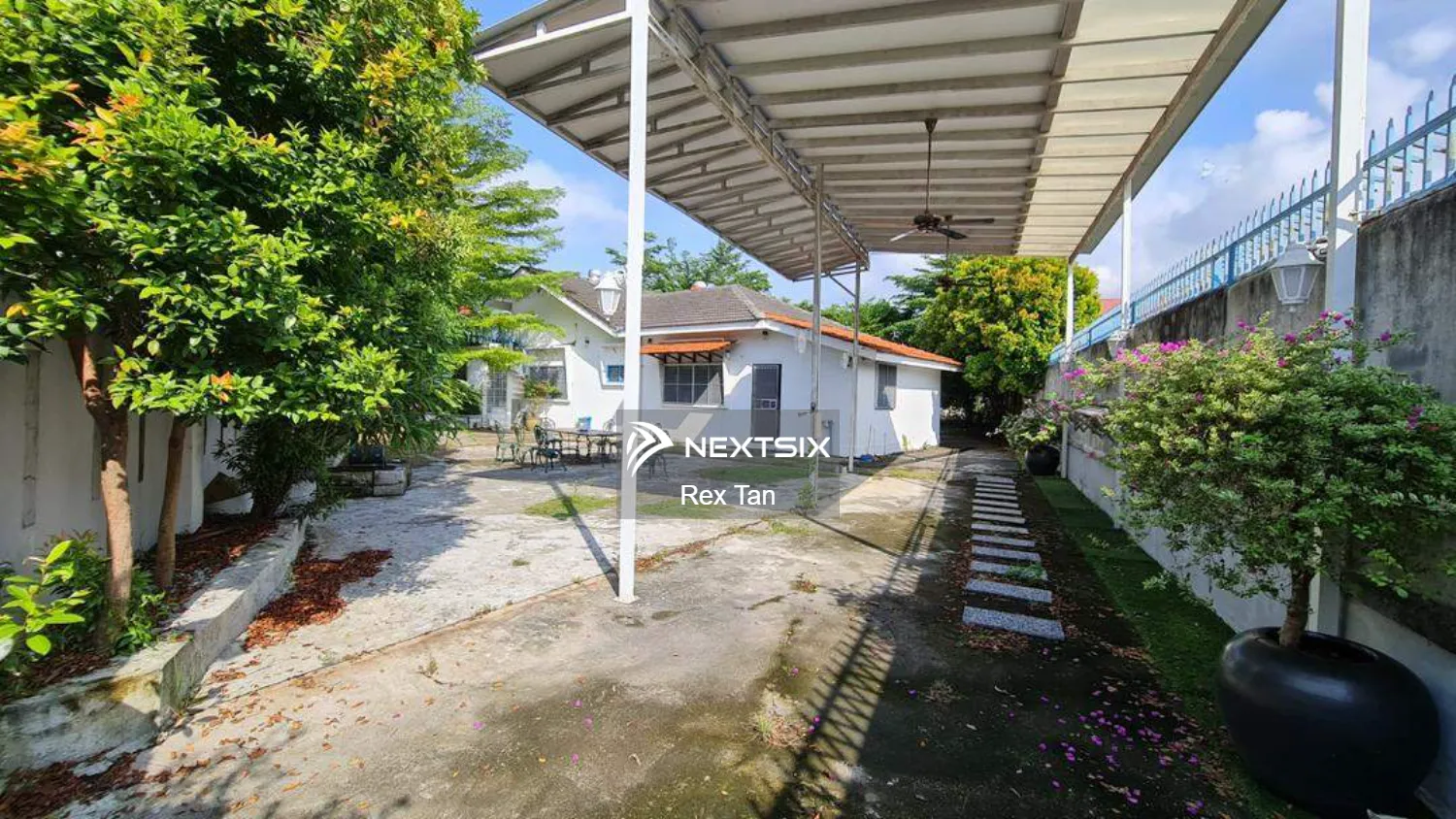 Bungalow For Sale in Klang Selangor - Image 9