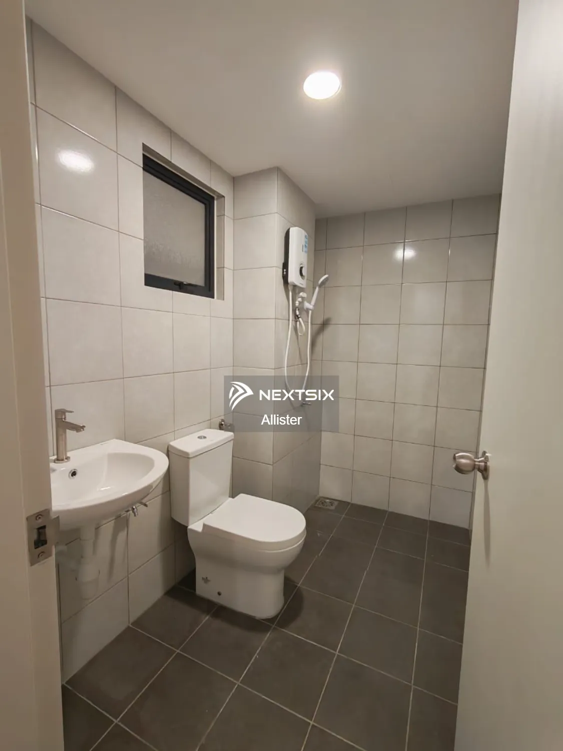 Serviced Residence For Rent in Setia Alam Selangor - Image 5