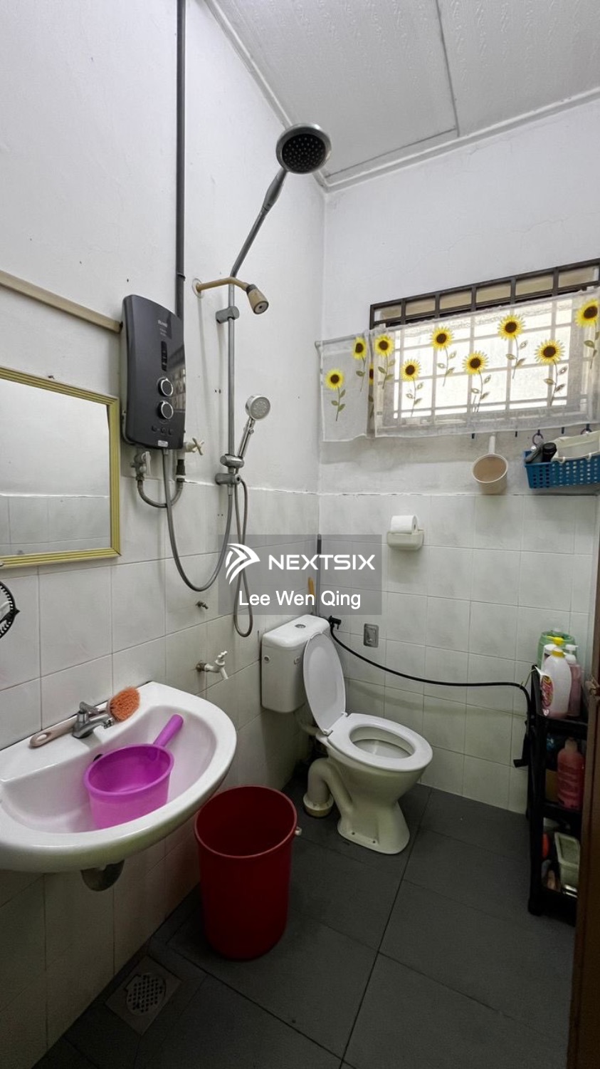 2-sty Terrace/Link House For Sale in Kulai Johor - Image 8