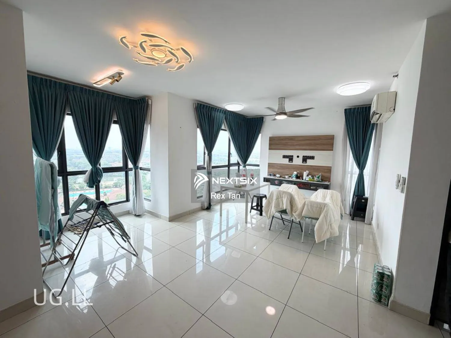 Condominium For Sale in Bandar Botanic Selangor