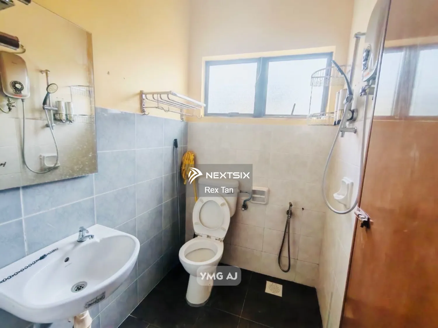 Semi-detached House For Sale in Shah Alam Selangor - Image 14