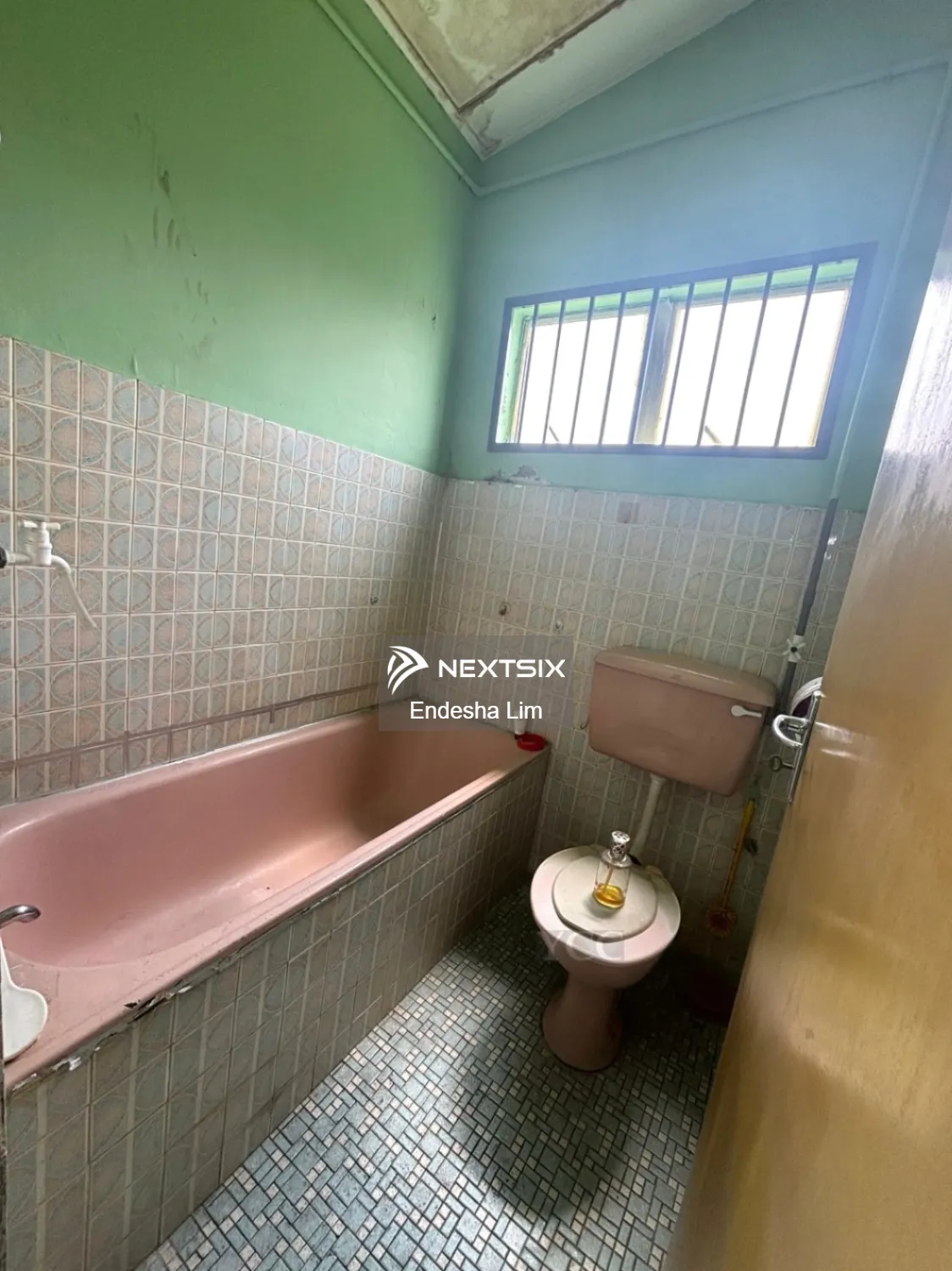 Bungalow For Sale in Klang Selangor - Image 9