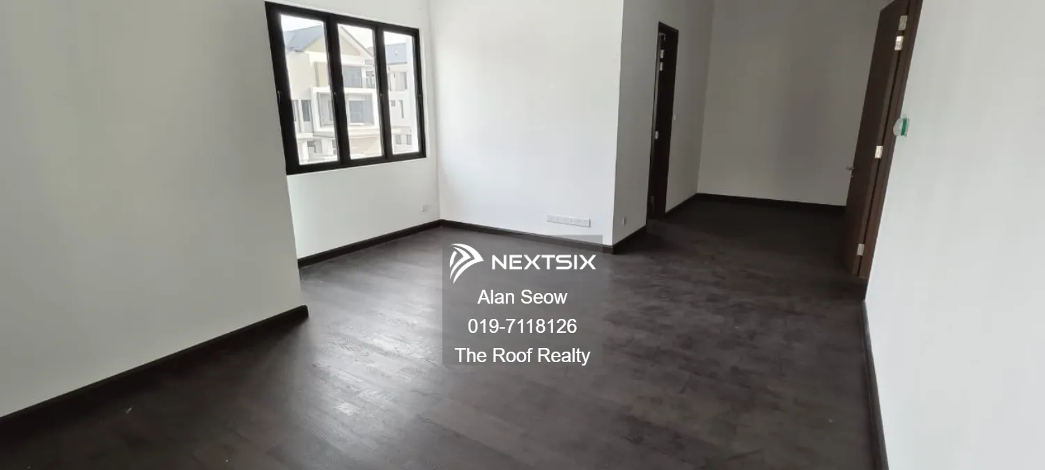 Semi-detached House For Sale in Bandar Kinrara Selangor - Image 10