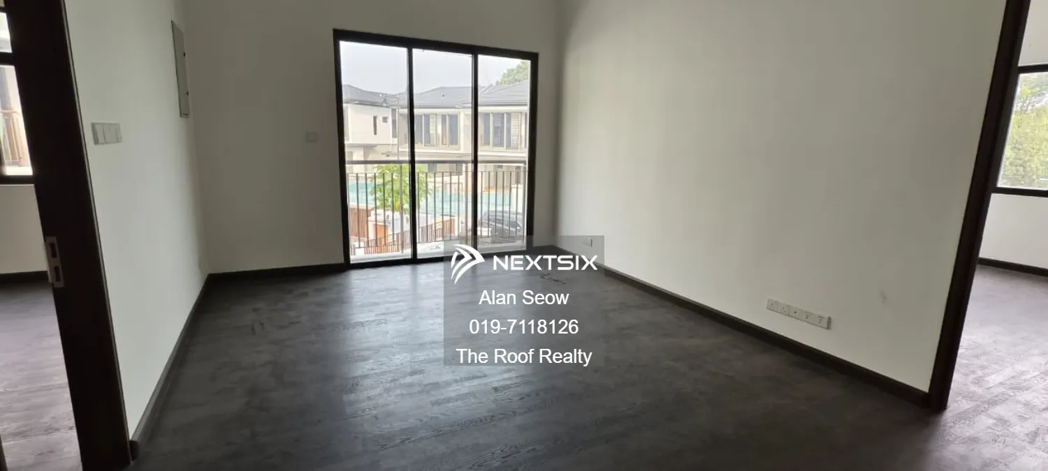 Semi-detached House For Sale in Bandar Kinrara Selangor - Image 11