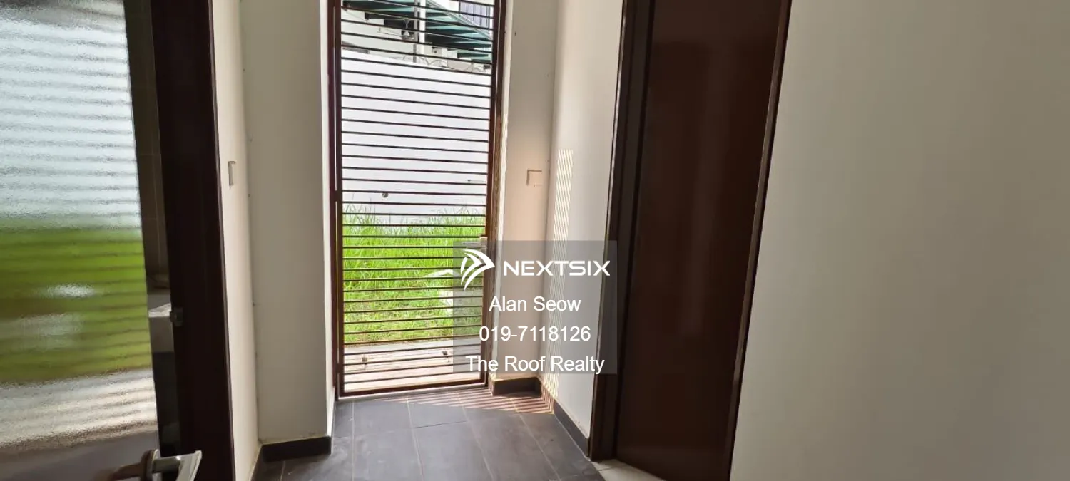 Semi-detached House For Sale in Bandar Kinrara Selangor - Image 14