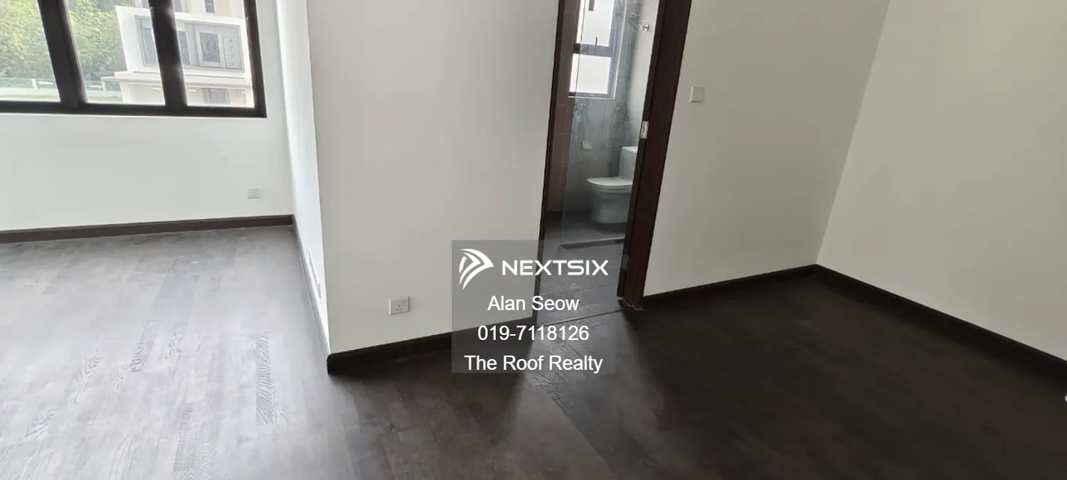 Semi-detached House For Sale in Bandar Kinrara Selangor - Image 9