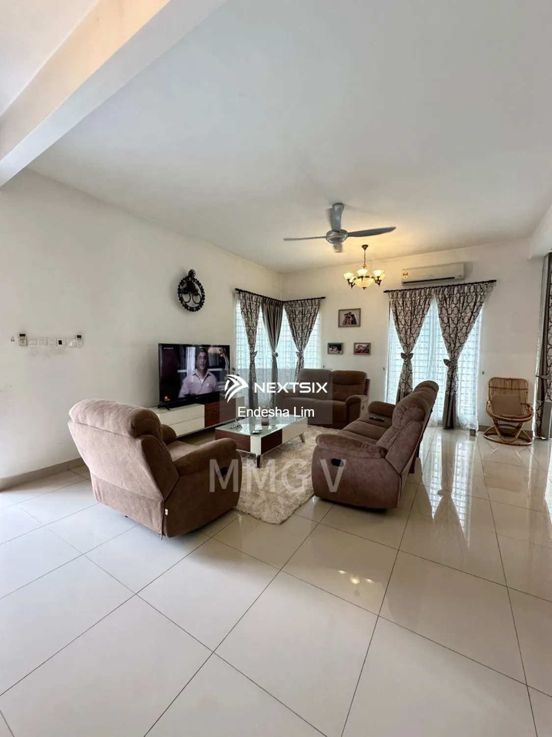 Semi-detached House For Sale in Bandar Bukit Tinggi Selangor - Image 2