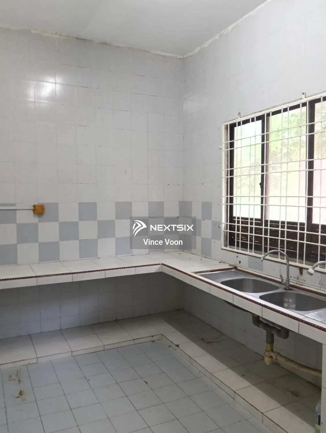 Semi-detached House For Rent in Labuan Labuan