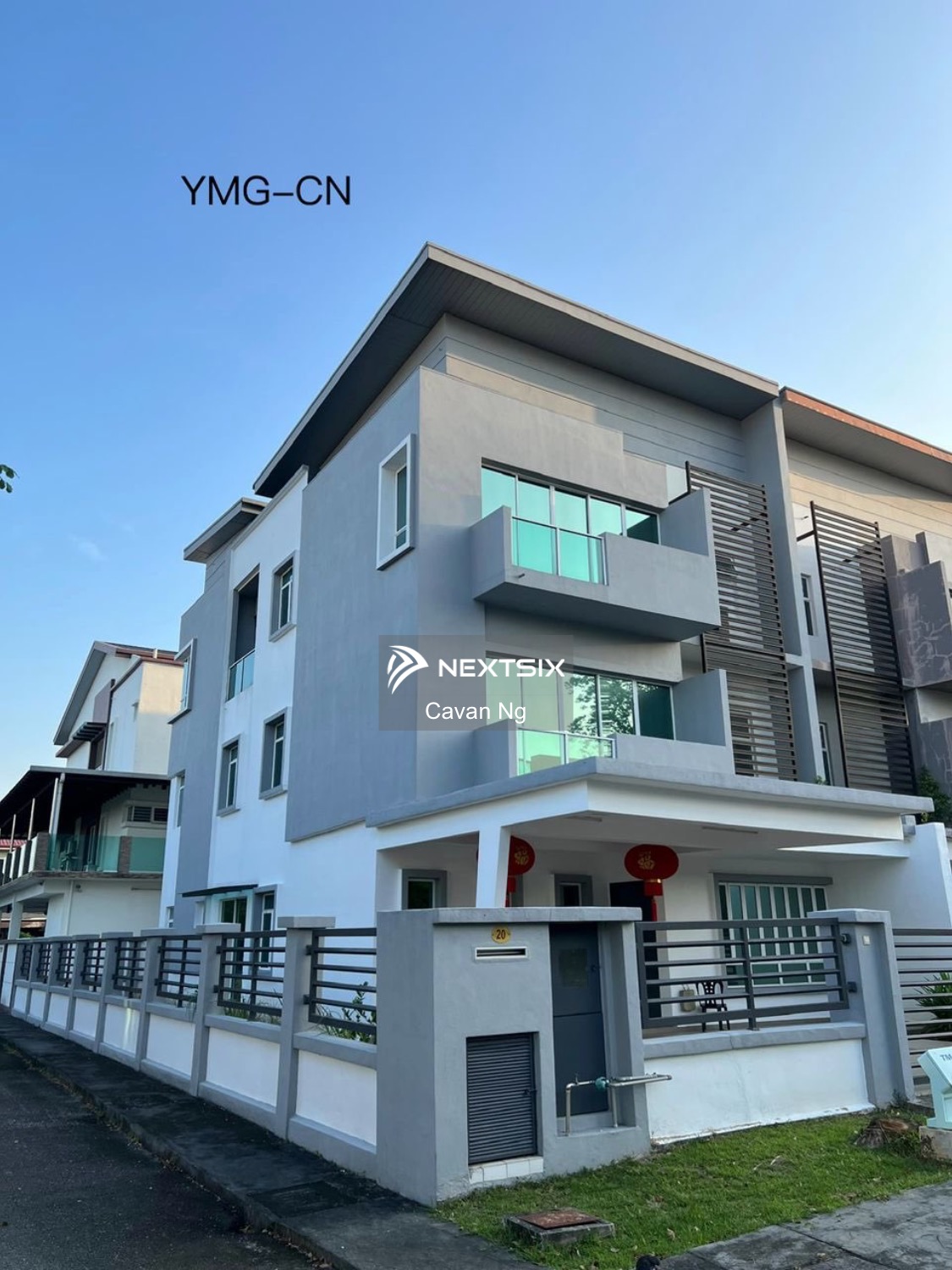 Semi-detached House For Sale in Klang Selangor