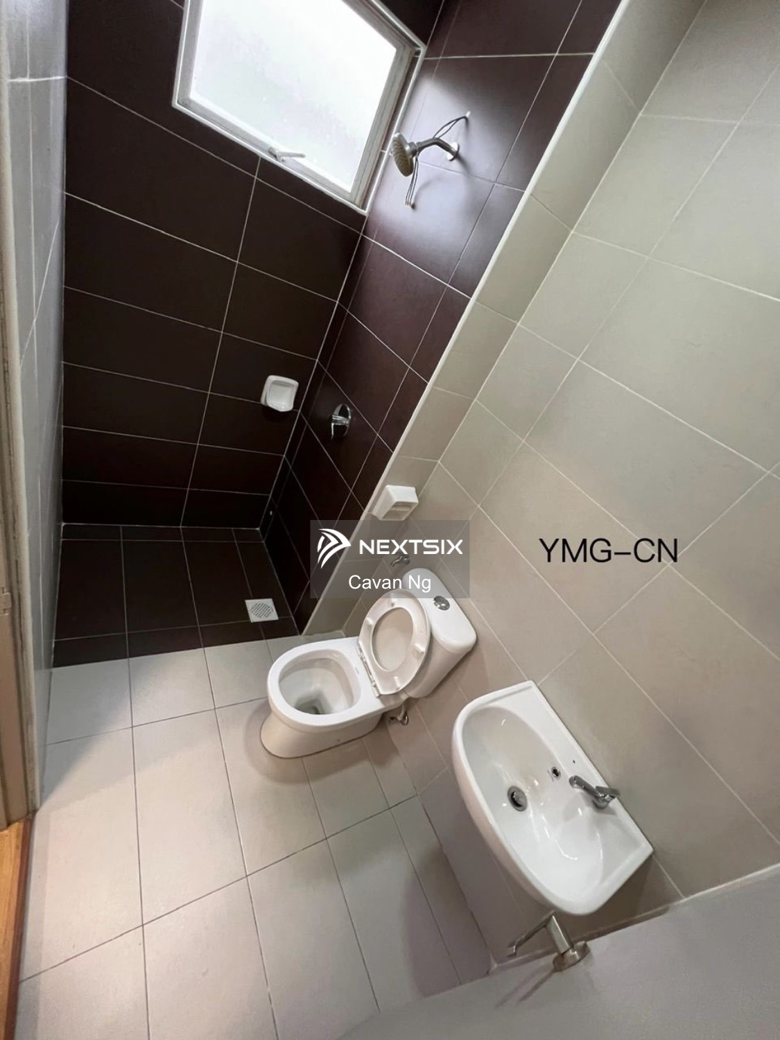 Semi-detached House For Sale in Klang Selangor - Image 9