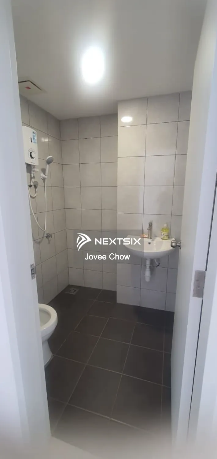 Serviced Residence For Rent in Setia Alam Selangor - Image 15