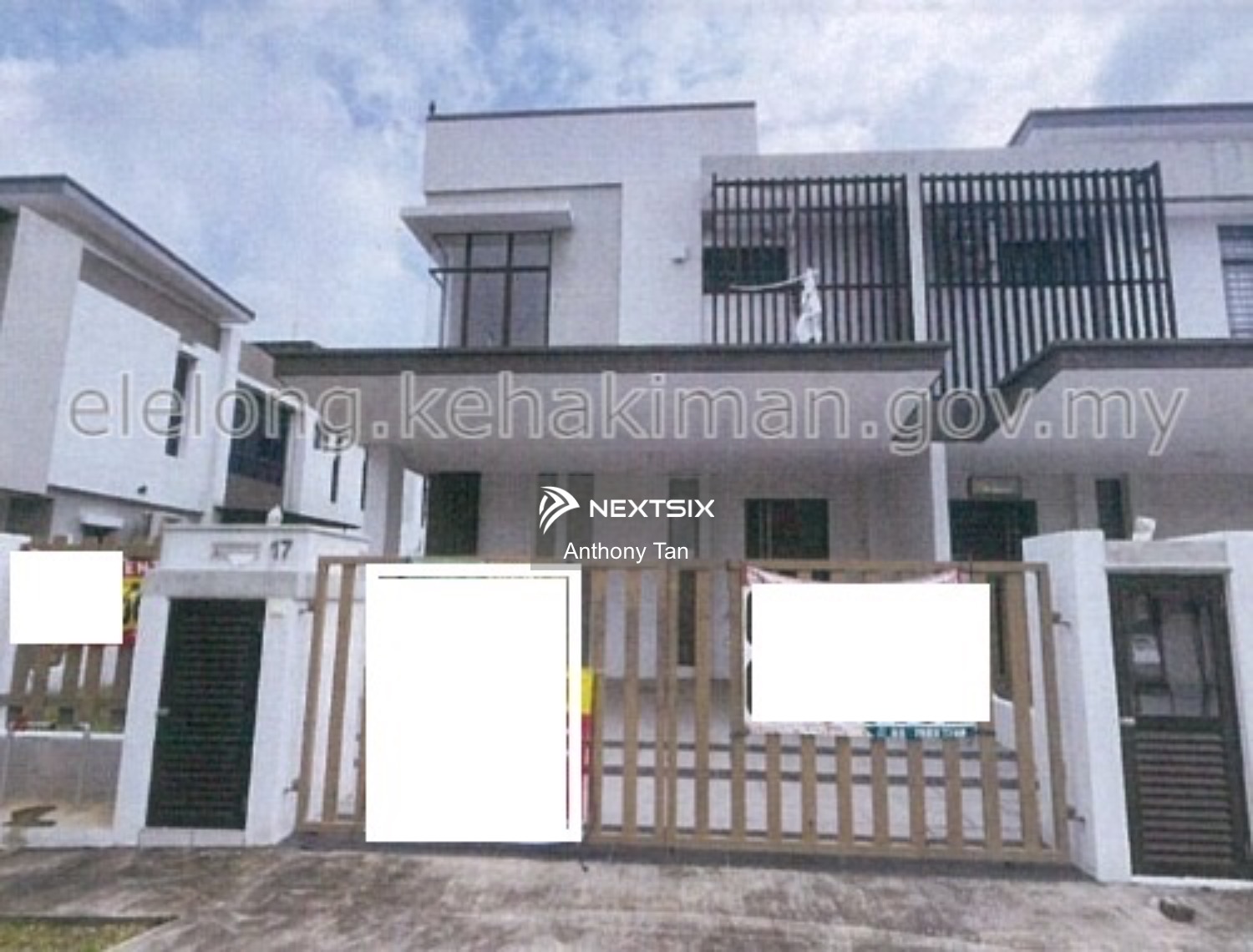 Semi-detached House For Sale in Semenyih Selangor