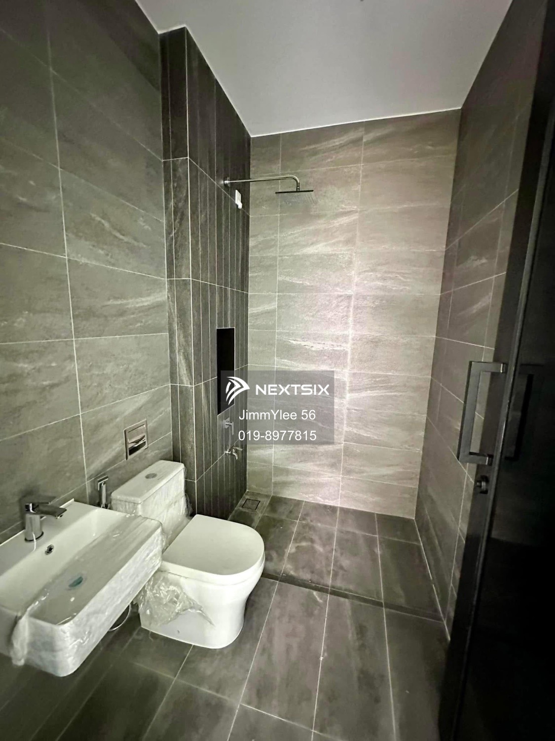 Semi-detached House For Sale in Setia Tropika Johor - Image 8