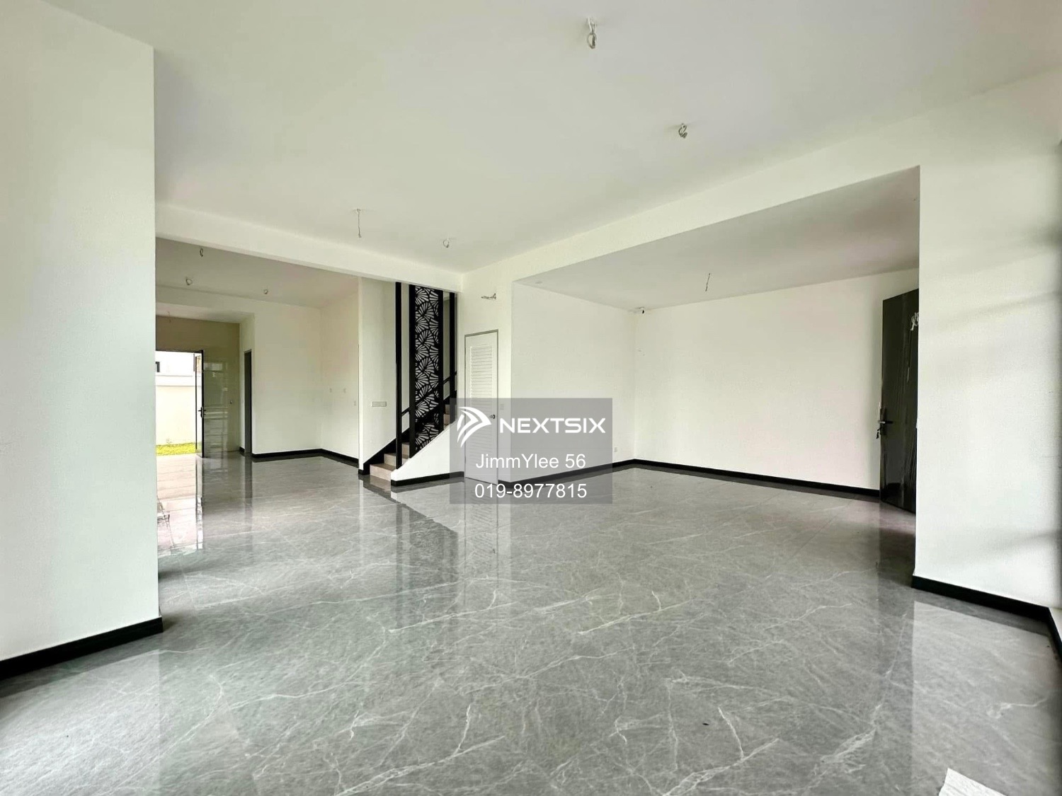 Semi-detached House For Sale in Setia Tropika Johor - Image 9