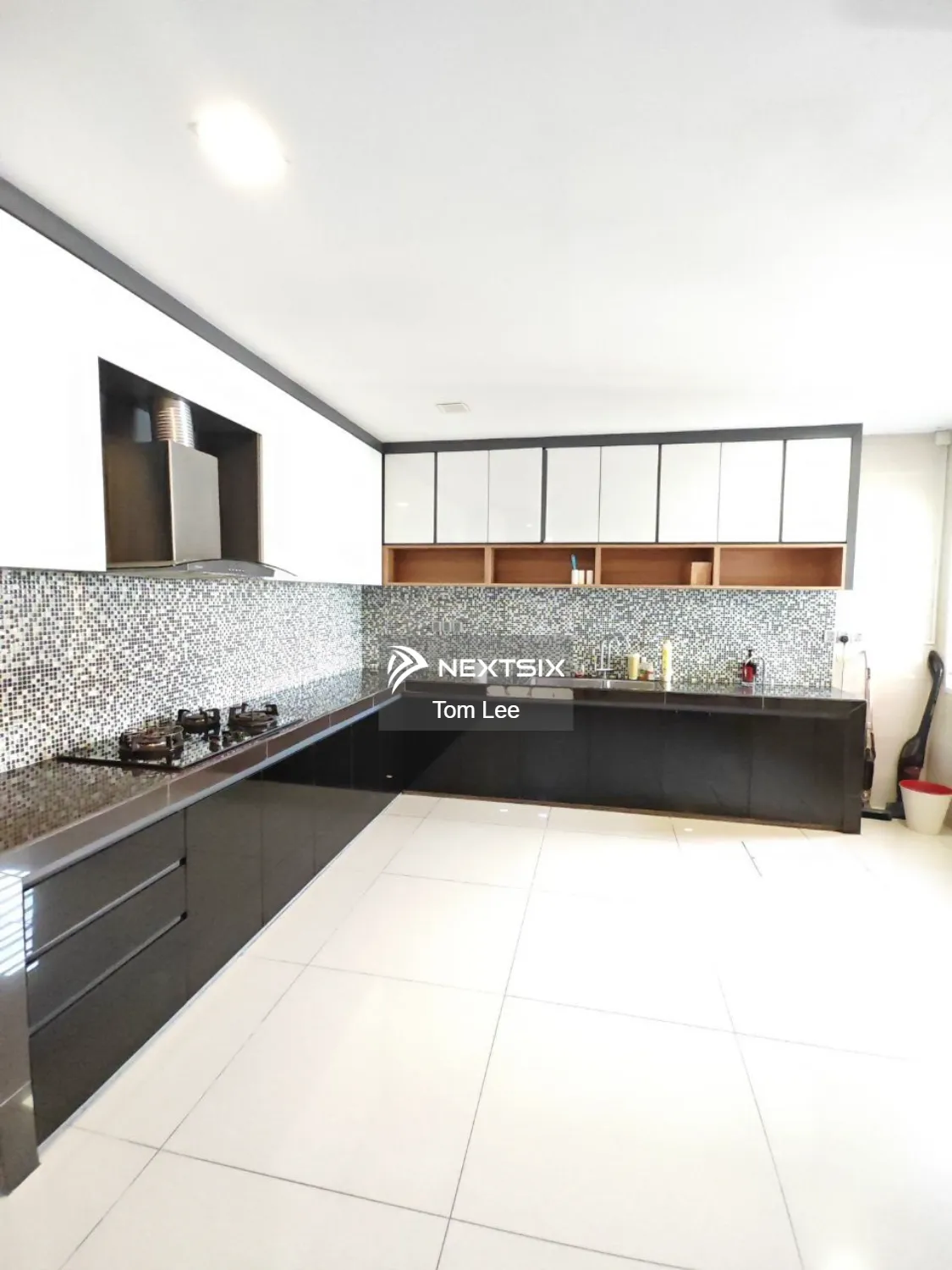 Semi-detached House For Sale in Klang Selangor