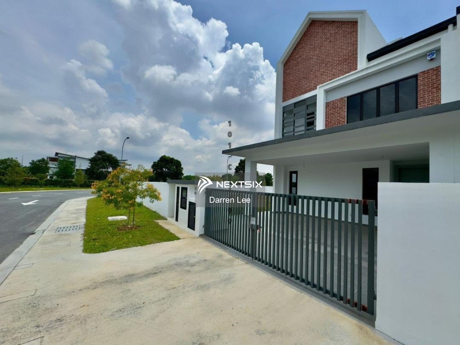 Semi-detached House For Sale in Setia Alam Selangor