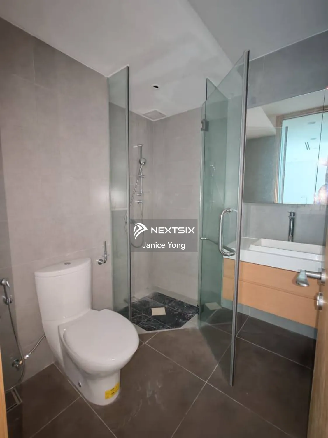 Serviced Residence For Rent in Puteri Harbour Johor - Image 6