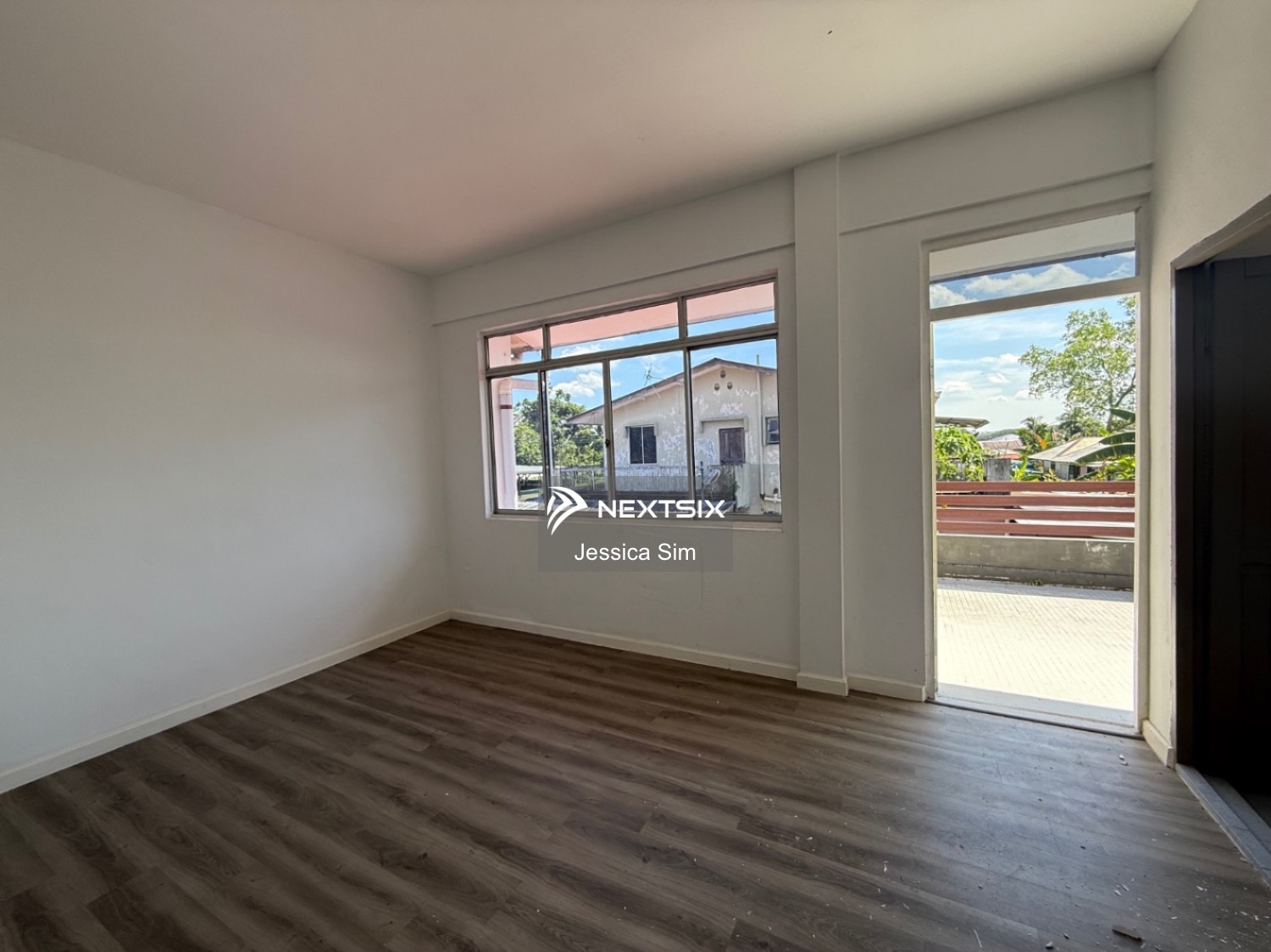 Semi-detached House For Sale in Kuching Sarawak - Image 10