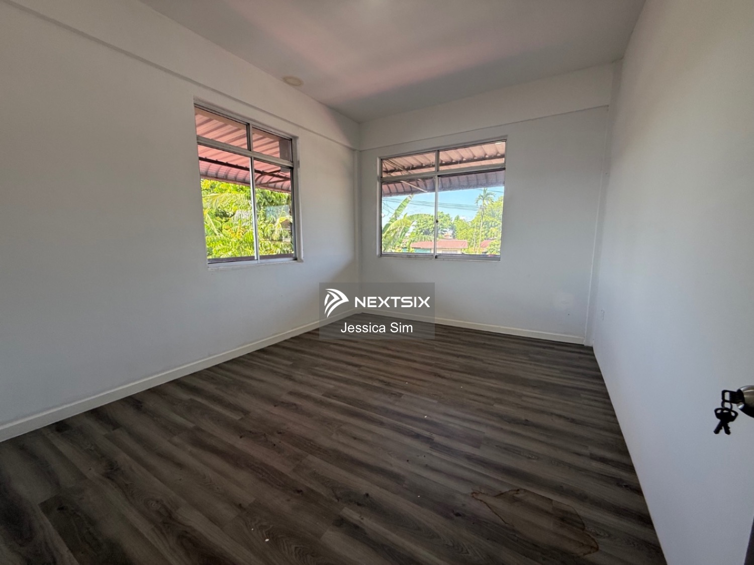 Semi-detached House For Sale in Kuching Sarawak - Image 11