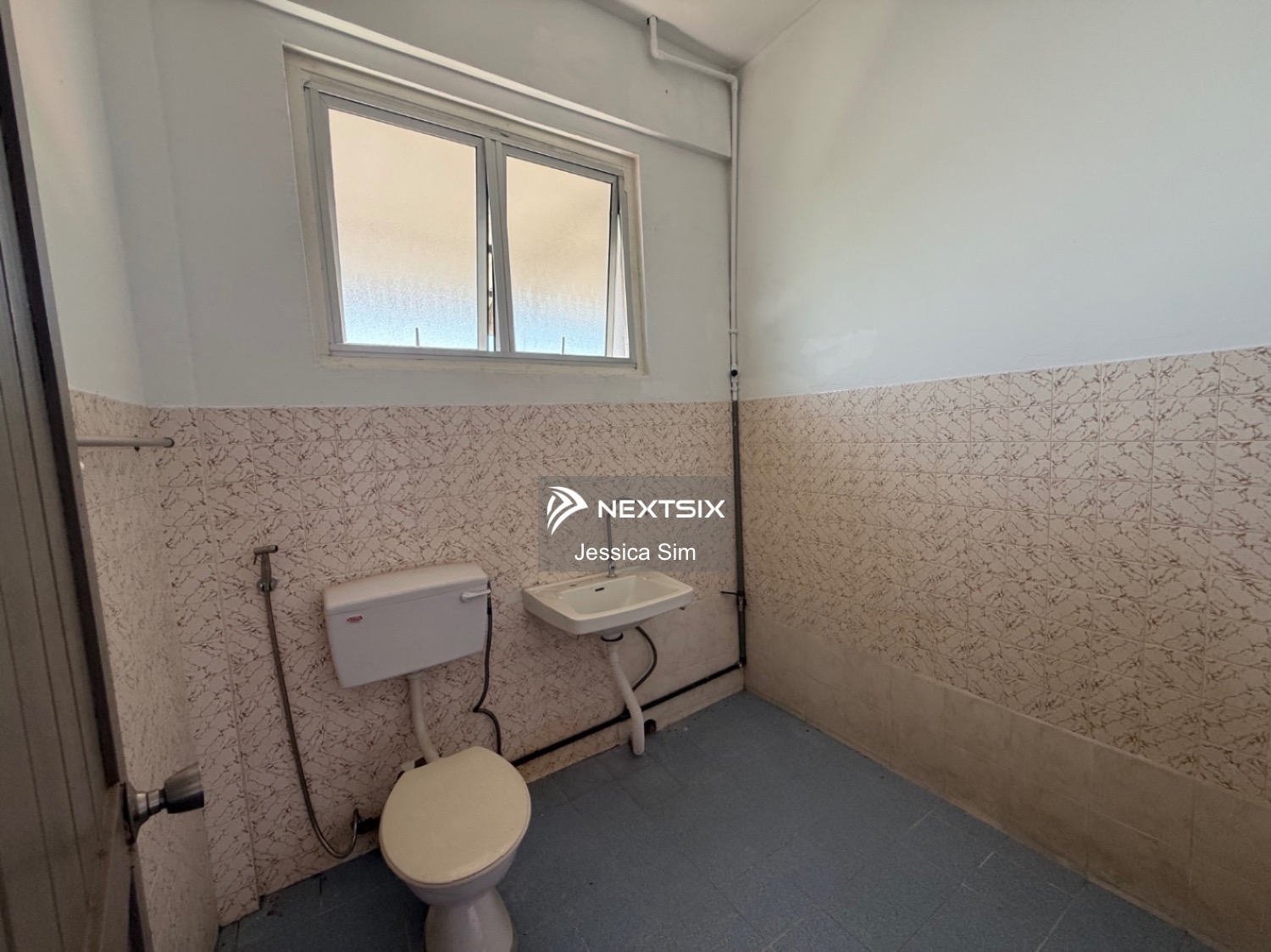 Semi-detached House For Sale in Kuching Sarawak - Image 13