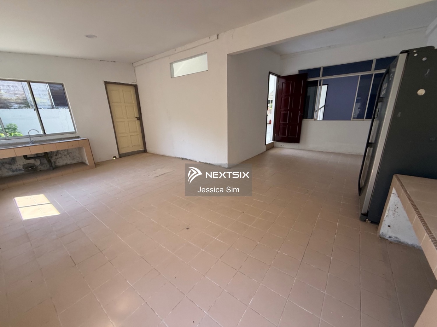 Semi-detached House For Sale in Kuching Sarawak - Image 19