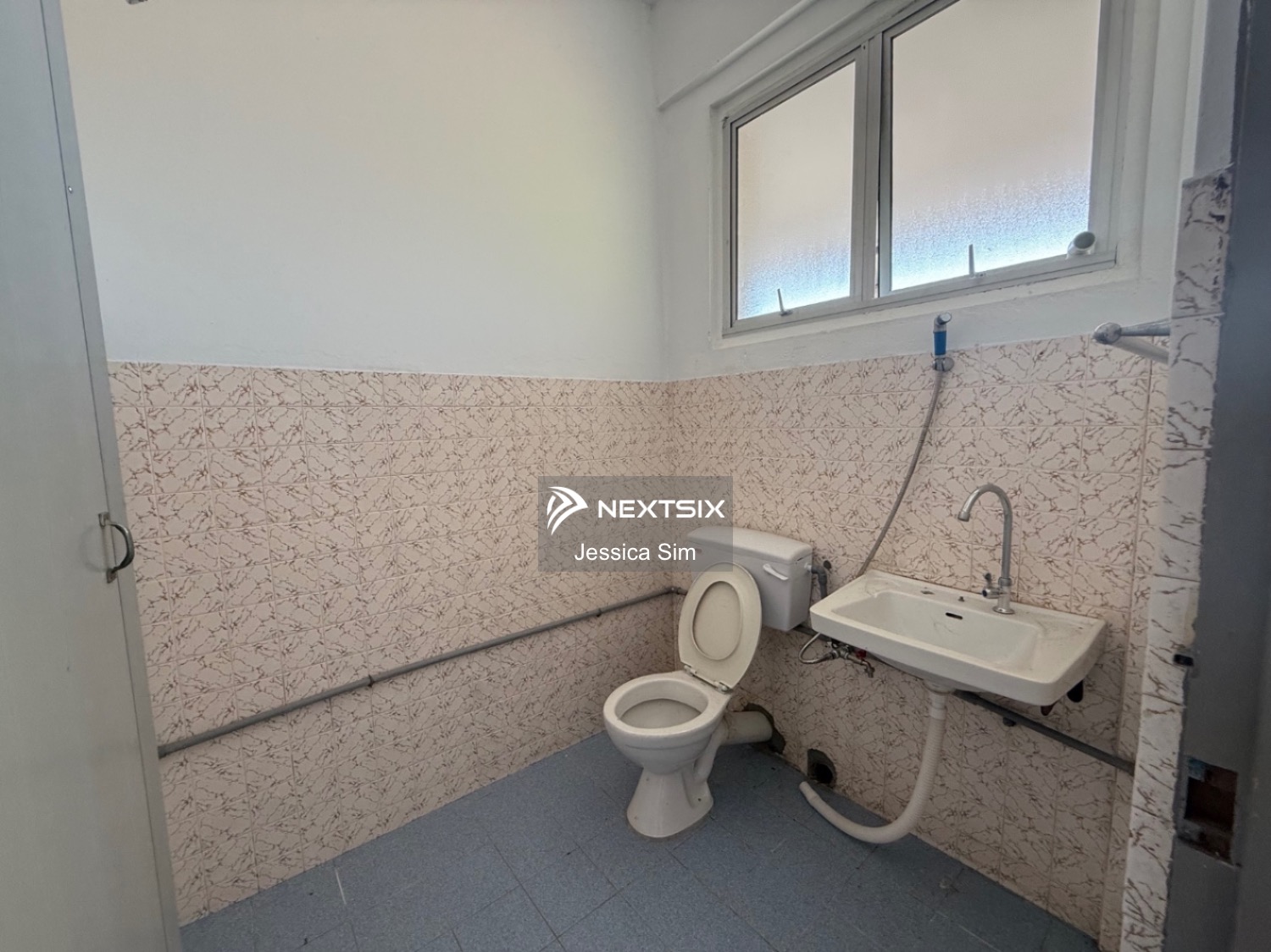 Semi-detached House For Sale in Kuching Sarawak - Image 8