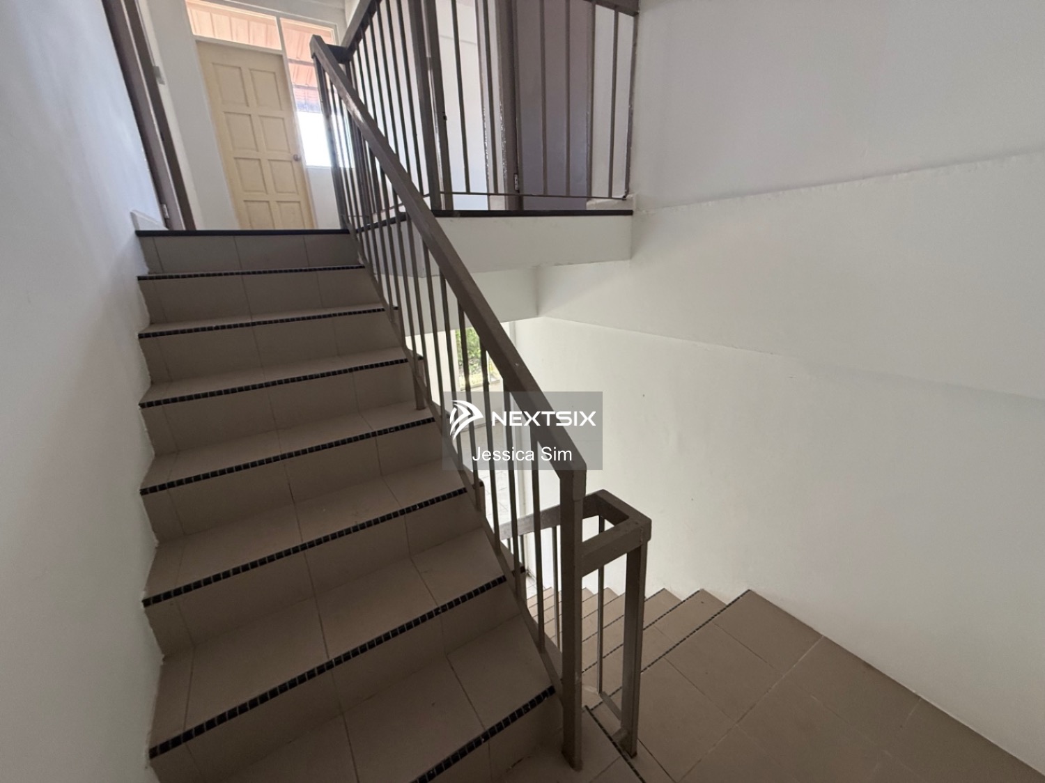 Semi-detached House For Sale in Kuching Sarawak - Image 9