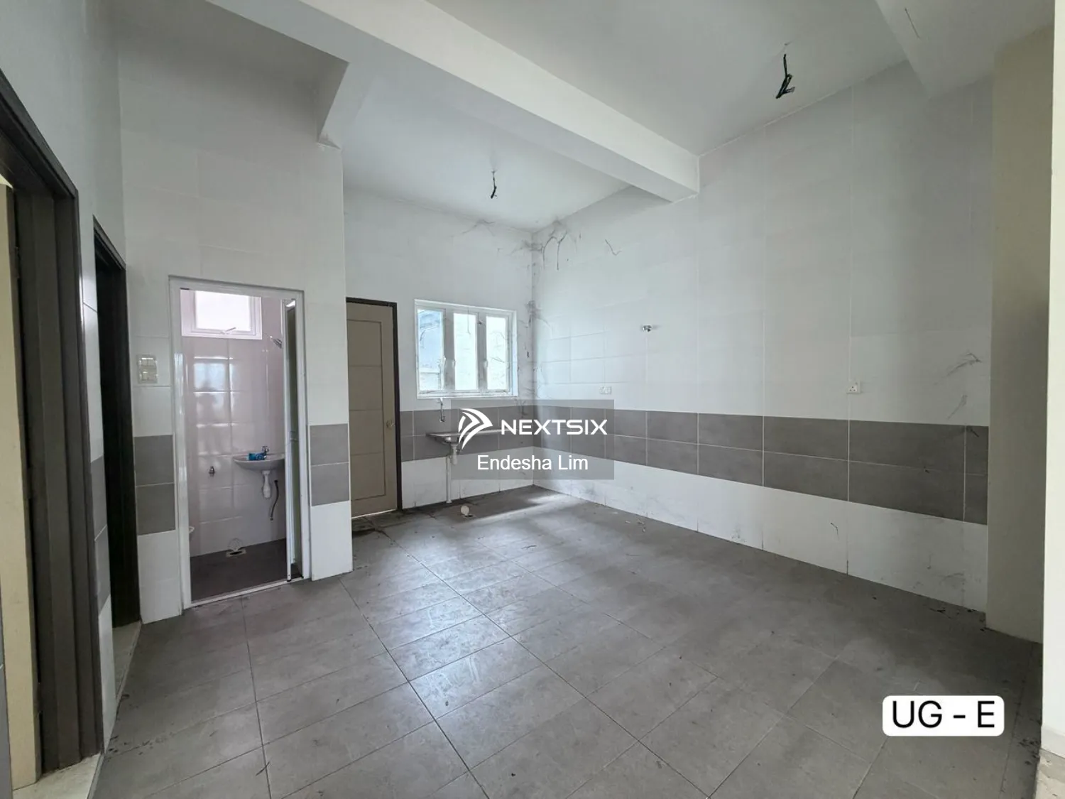 Semi-detached House For Sale in Klang Selangor - Image 13
