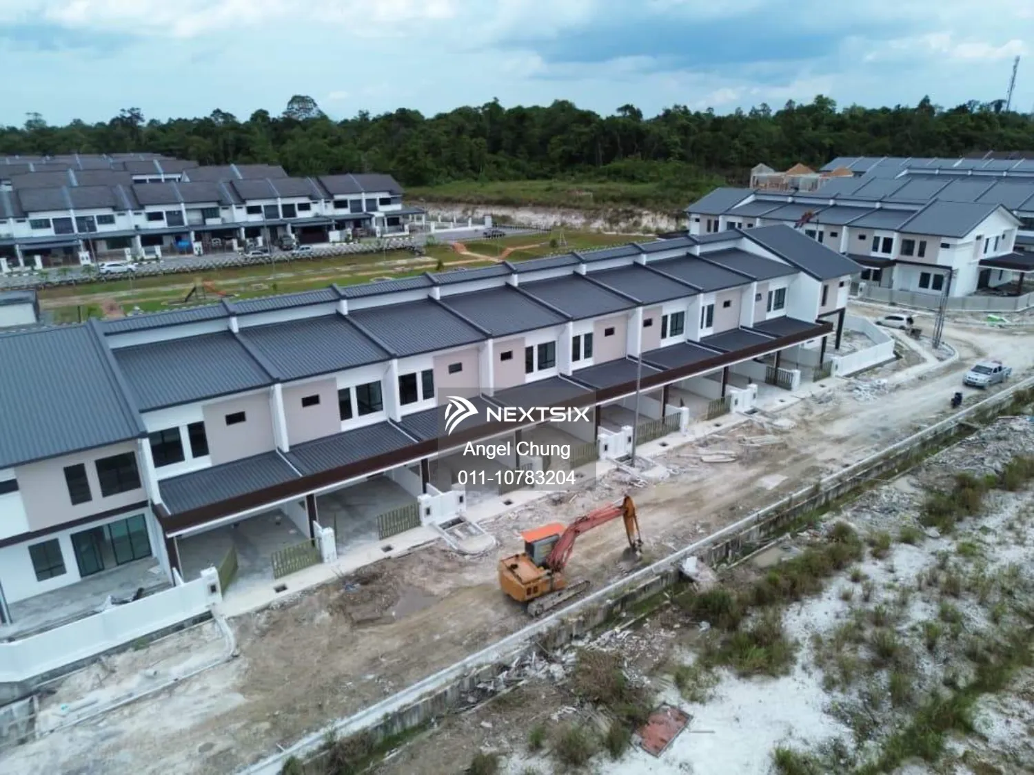 2-sty Terrace/Link House For Sale in Kuching Sarawak - Image 2