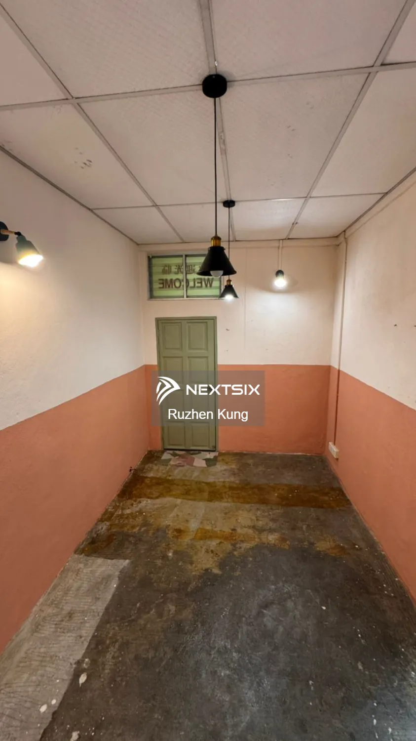 Shop For Rent in Bayan Baru Penang - Image 4