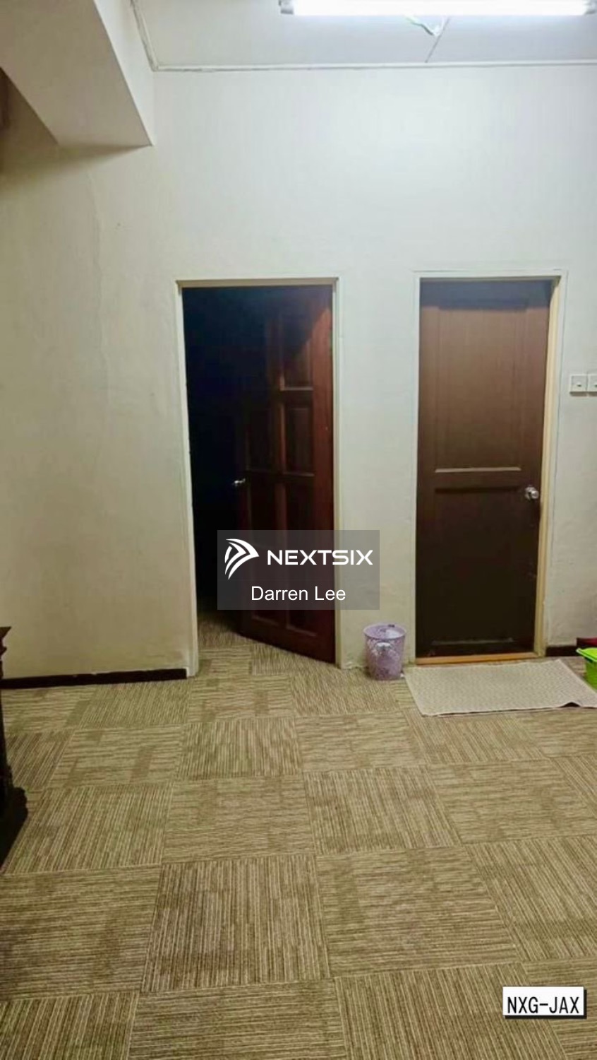 2-sty Terrace/Link House For Sale in Klang Selangor - Image 7