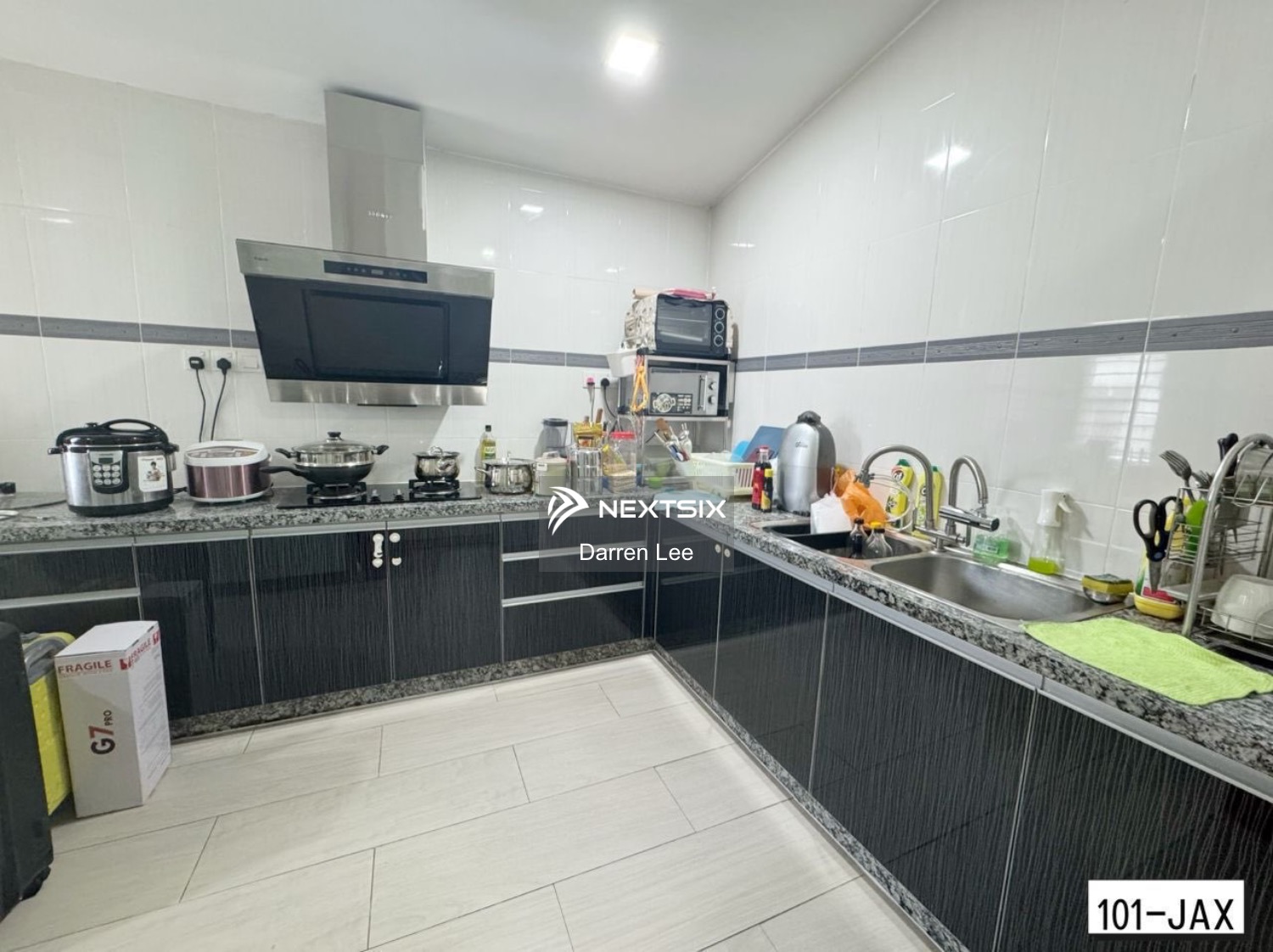 Semi-detached House For Sale in Aman Perdana Selangor - Image 6