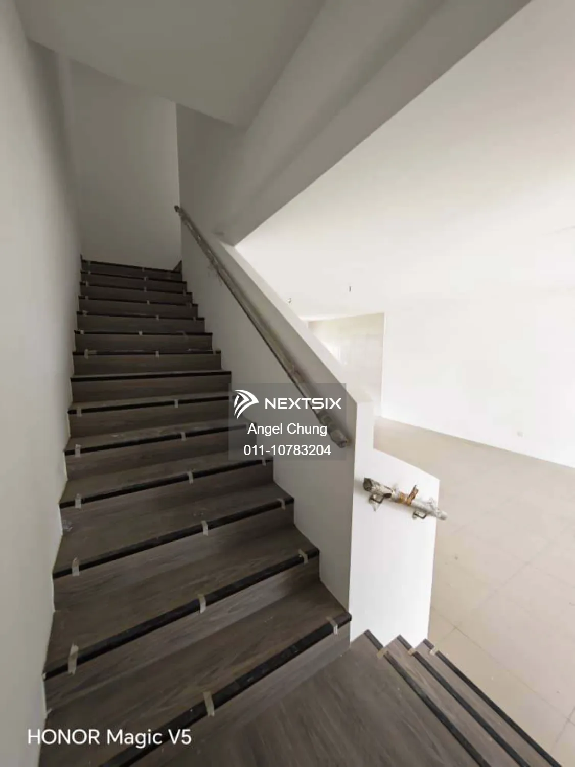 2-sty Terrace/Link House For Sale in Kota Samarahan Sarawak - Image 5