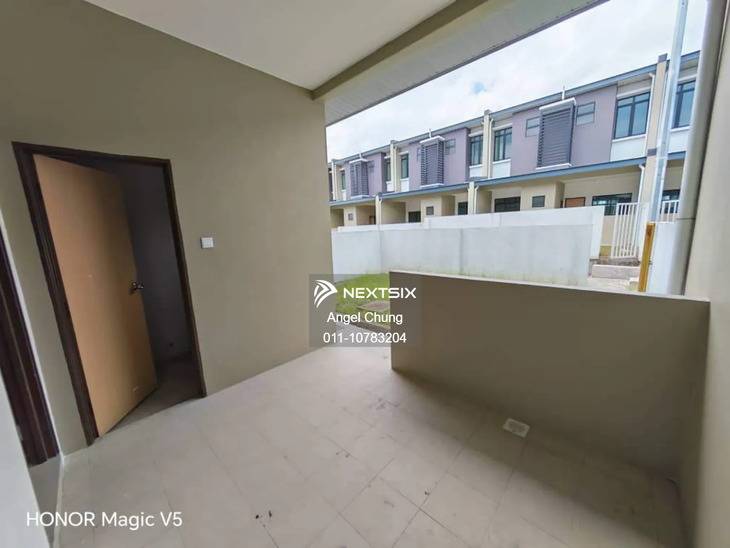 2-sty Terrace/Link House For Sale in Kota Samarahan Sarawak - Image 6
