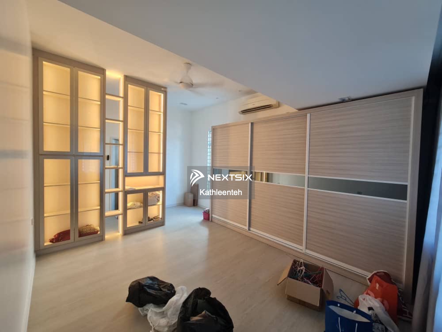 Bungalow For Sale in Senawang Negeri Sembilan - Image 7